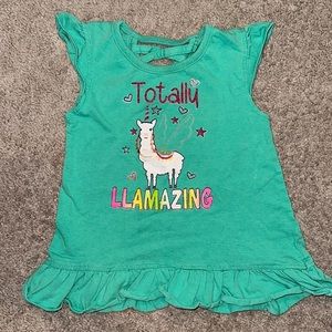 🏷️ 5 for $25 🏷️ Totally Llamazing shirt, 3T